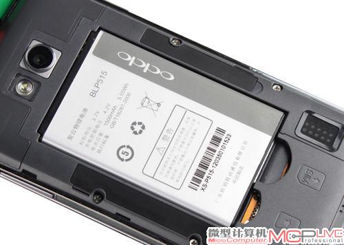 OPPO X903：分离式电池设计，锂离子充电电池容量为1500mAh(5.55Wh)。